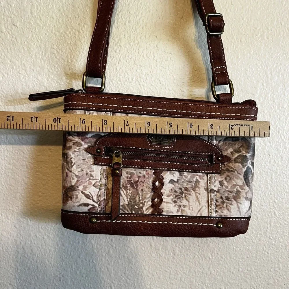 NWOT Born On Concept BOC‎ Faux Leather & Floral Crossbody Purse